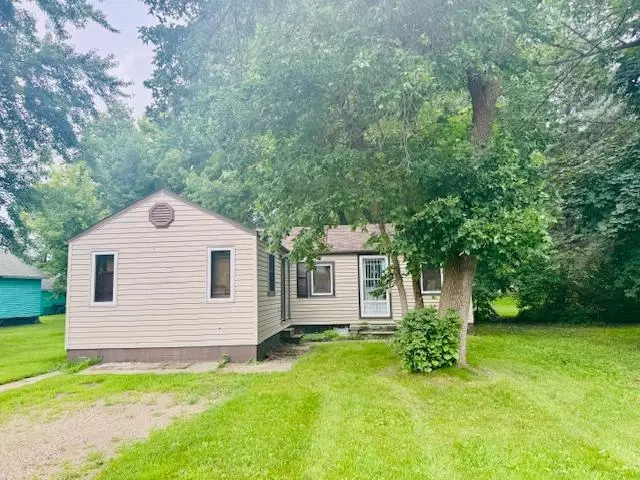 3245 Maple AVE, Slayton, MN 56172