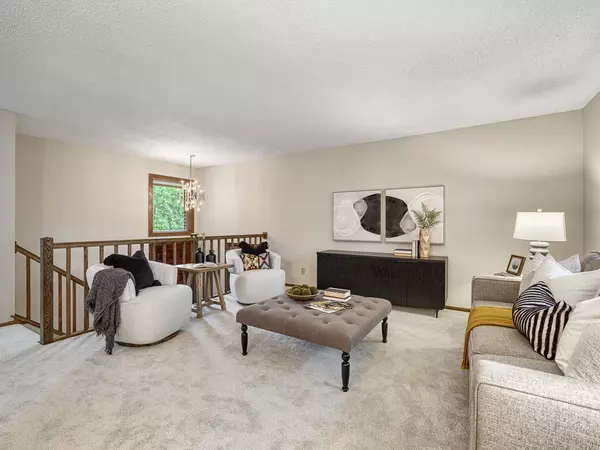 Mendota Heights, MN 55118,1028 Brompton PL