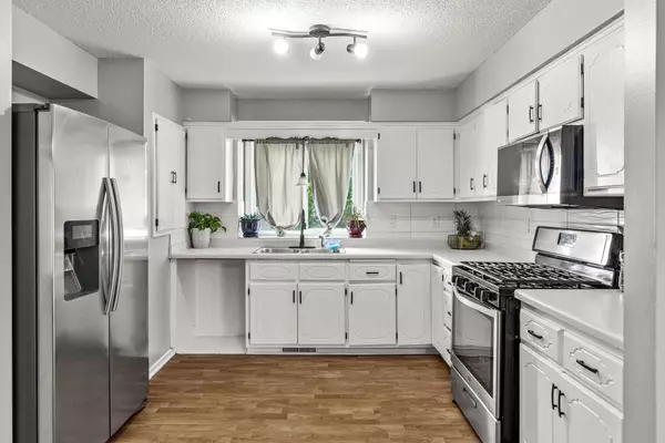 Albertville, MN 55301,11810 55th ST NE