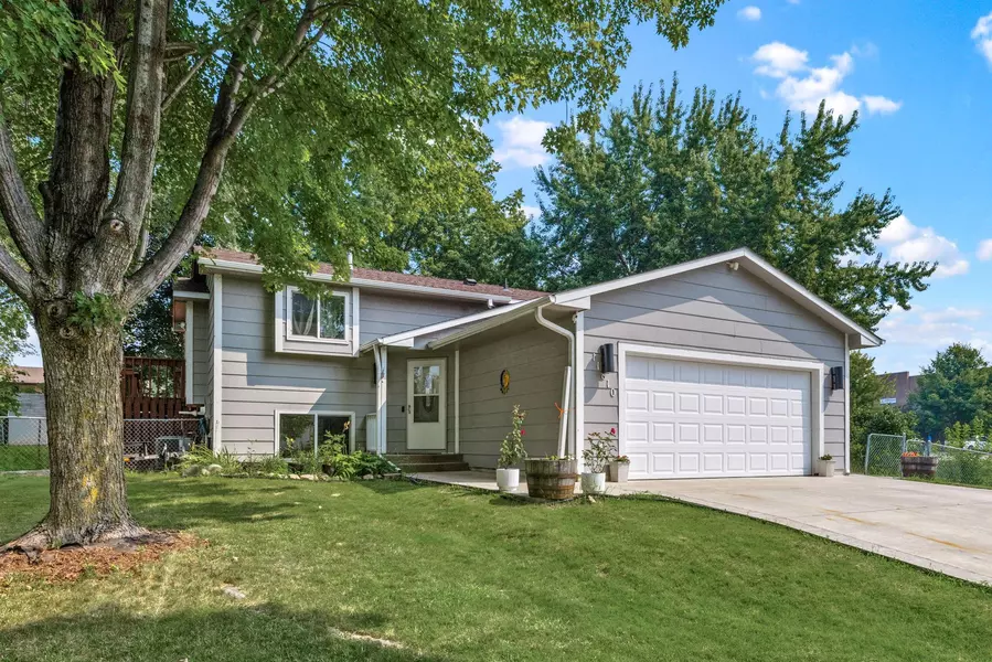 11810 55th ST NE, Albertville, MN 55301