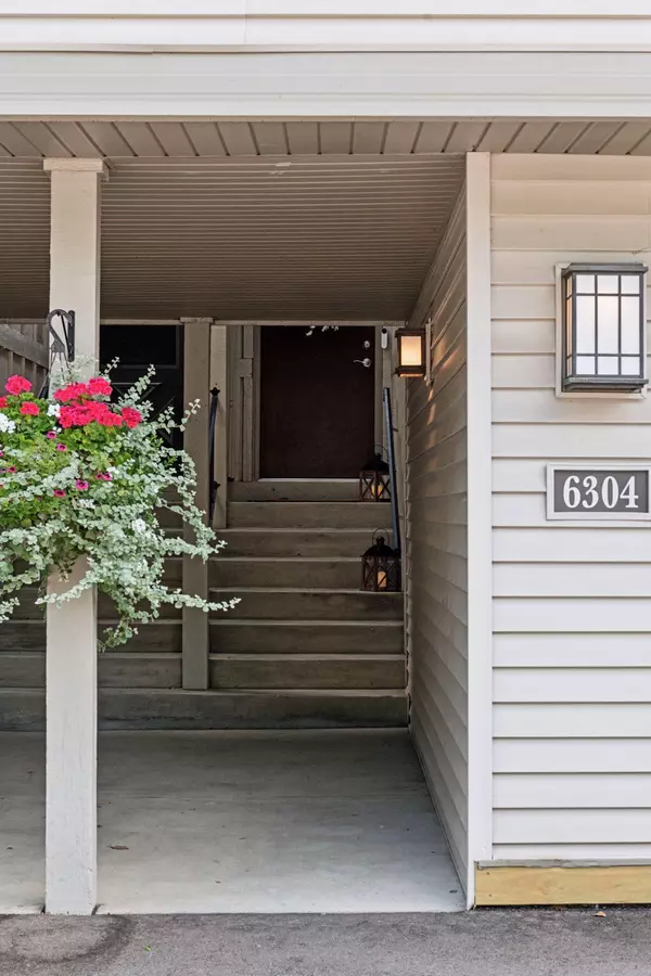 Edina, MN 55436,6304 Pheasant CT