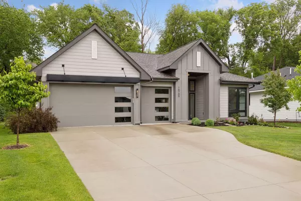 Eden Prairie, MN 55347,16798 Stirrup LN
