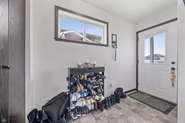 Fargo, ND 58078,2128 Admiral DR W