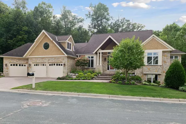 Bloomington, MN 55438,8950 Mariabo CIR