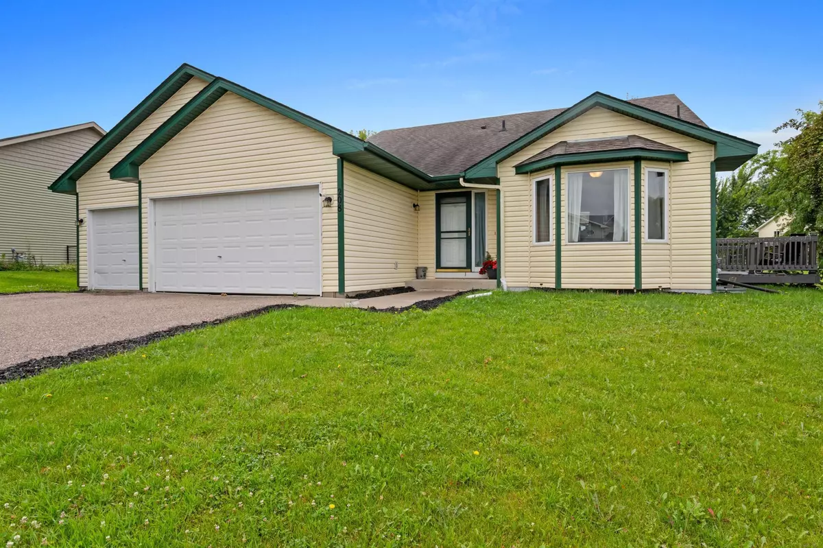 Montrose, MN 55363,208 Crystal LN