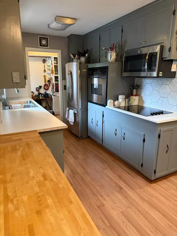 Brooklyn Center, MN 55429,6803 Toledo AVE N