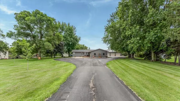 Sauk Centre, MN 56378,40725 State Highway 28