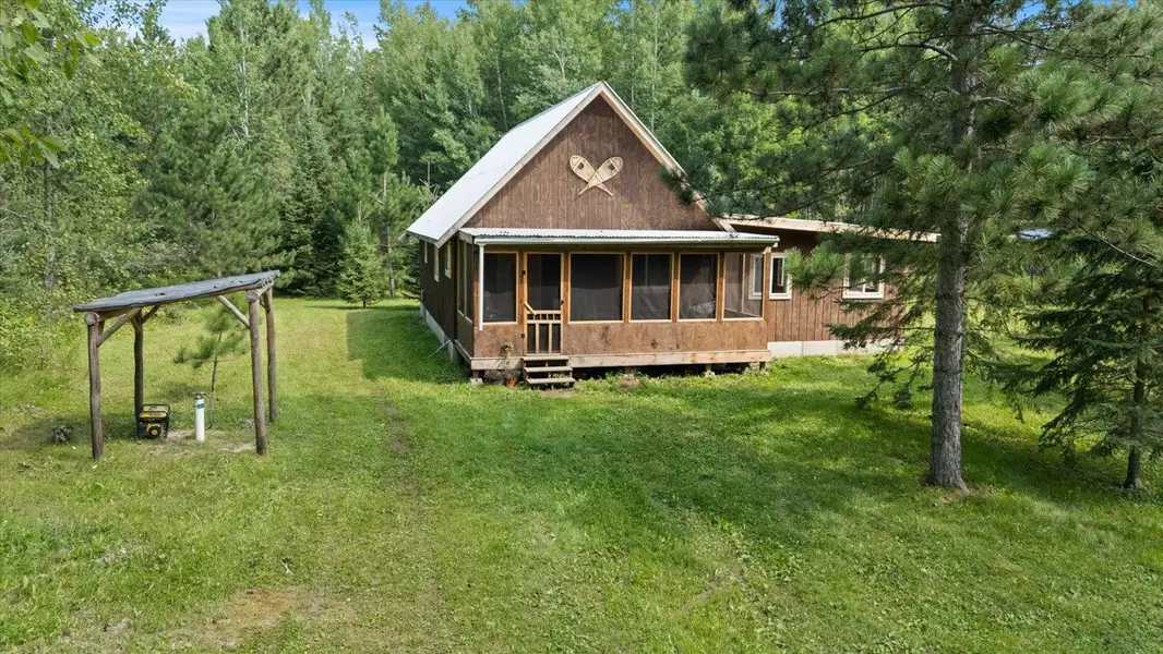 30264 S PLANTATION LAKE LN, Bovey, MN 55709