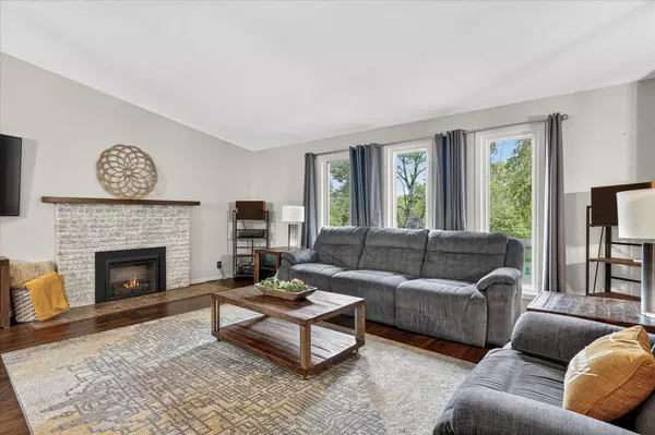 Apple Valley, MN 55124,13520 Elkwood CIR