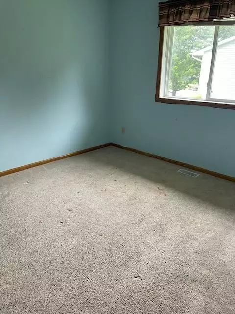 Saint Michael, MN 55376,436 3rd ST NW