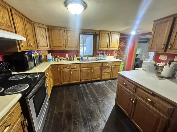 Wadena, MN 56482,618 3rd ST SW #A