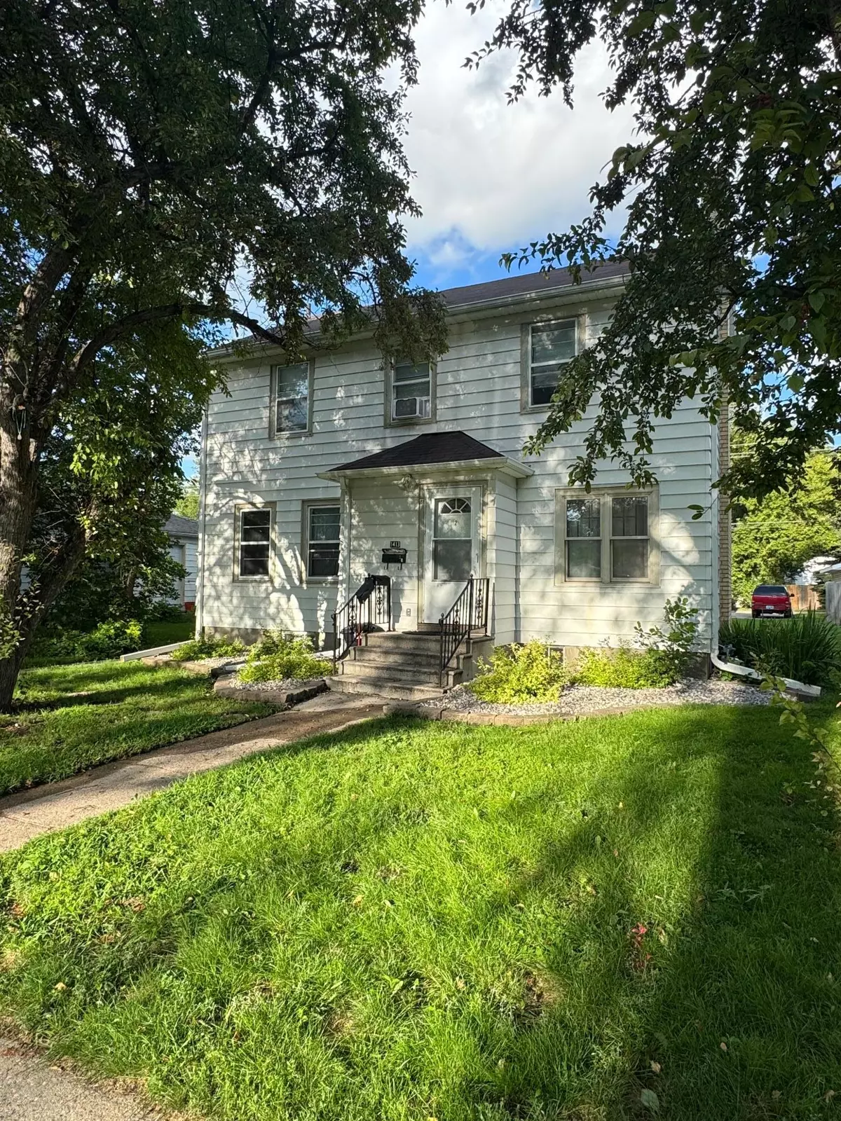 Fargo, ND 58102,1413 12th ST N