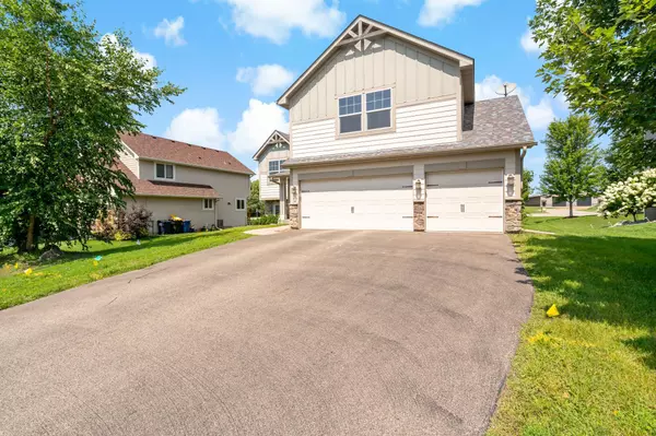 Shakopee, MN 55379,1363 Ridge LN