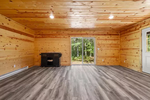 Jackson Twp, WI 54830,28821 Setting Sun CT