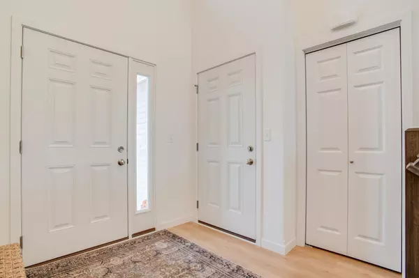 West Fargo, ND 58078,6093 Martin LN W