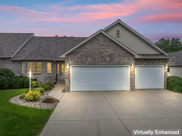 980 Aurora CIR, Red Wing, MN 55066