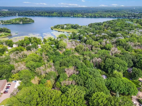 Shorewood, MN 55331,830 3rd Avenue