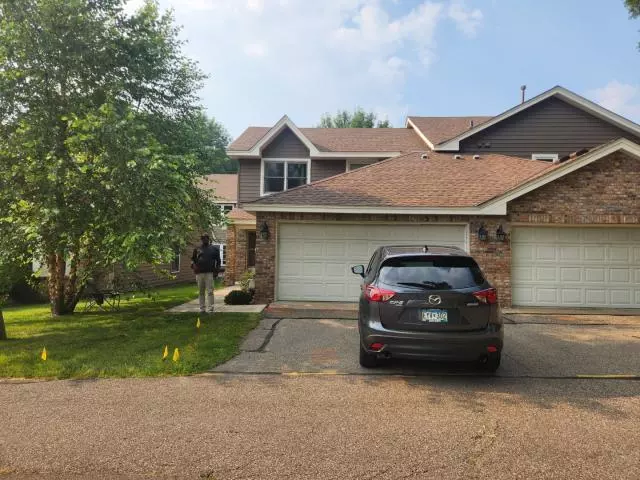 18502 Apple Tree CT, Minnetonka, MN 55345