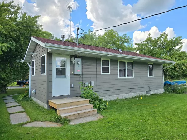 International Falls, MN 56649,1207 1st AVE E