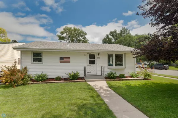 201 4th ST NW, Dilworth, MN 56529