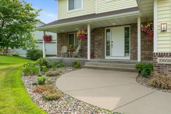 Brooklyn Park, MN 55443,10608 Toledo DR N