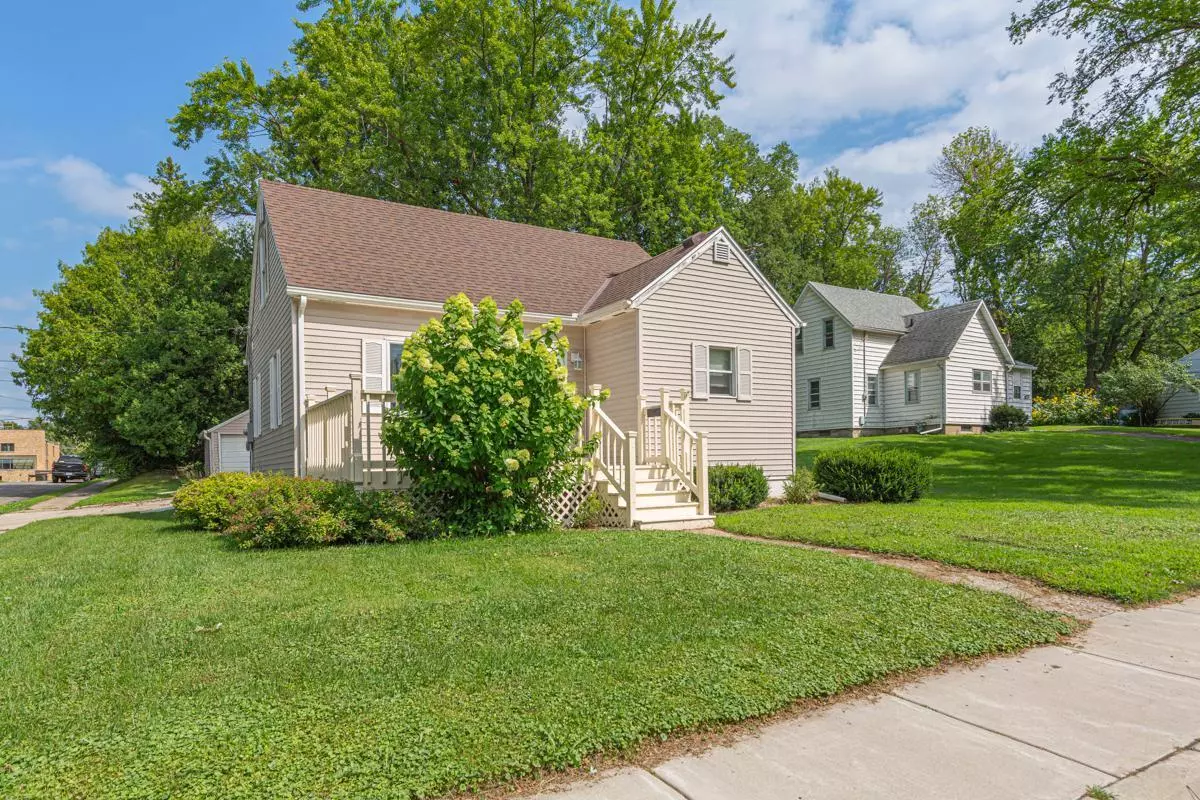 Albert Lea, MN 56007,1020 Saint Jacob AVE