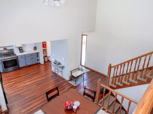 Savage, MN 55378,5424 Vernon CT