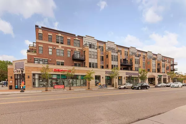 1060 Grand AVE #404, Saint Paul, MN 55105