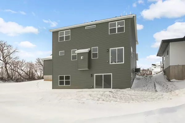 Roseville, MN 55113,2164 Eustis ST