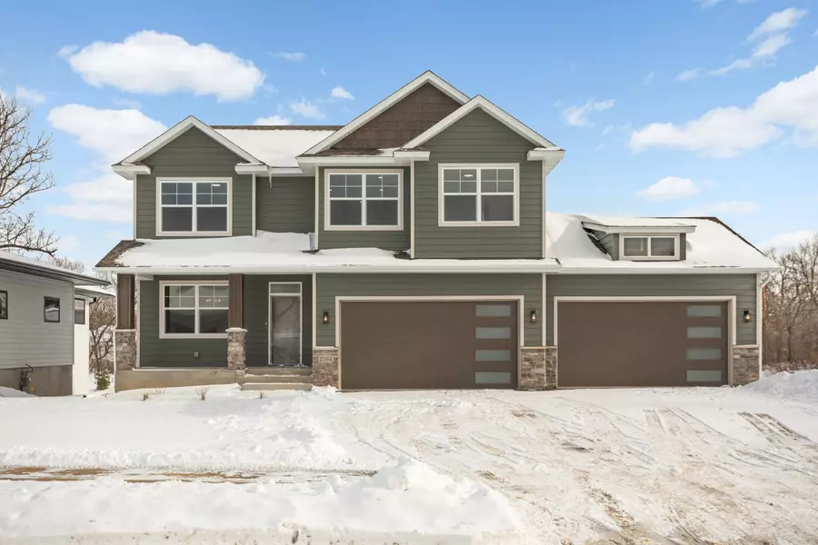 2164 Eustis ST, Roseville, MN 55113