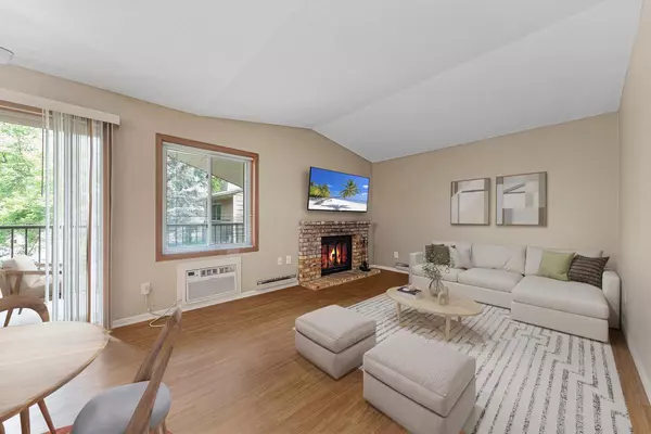 Saint Louis Park, MN 55416,2220 Ridge DR #31