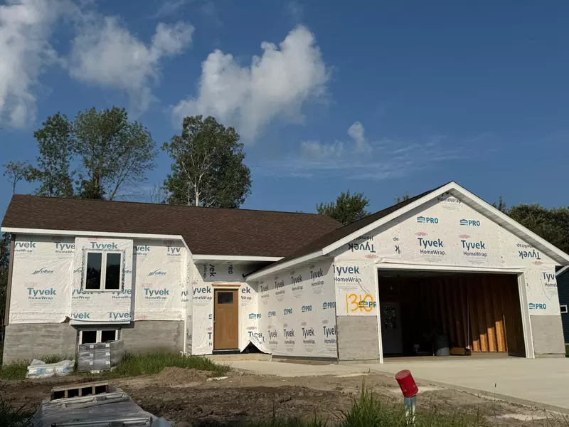 1310 SE Greenleaf RD, Owatonna, MN 55060
