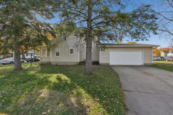 River Falls, WI 54022,103 S 6th ST