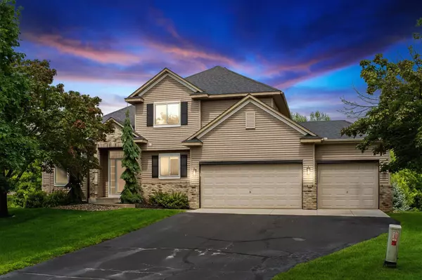 9216 Hunters CT, Minnetrista, MN 55375