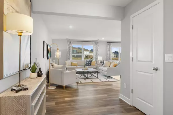 Woodbury, MN 55129,5144 Stable View DR