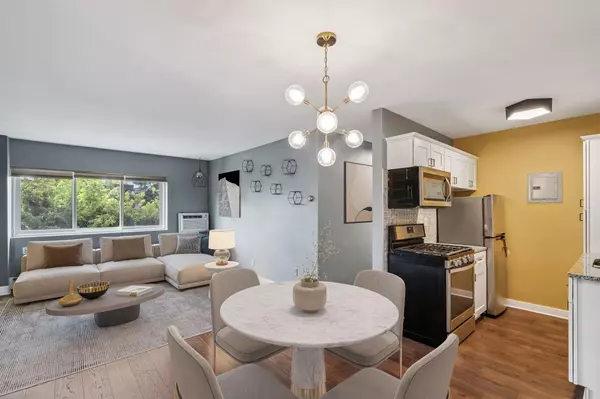 504 W Franklin AVE #2C, Minneapolis, MN 55405