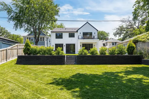 Edina, MN 55424,4006 Sunnyside RD