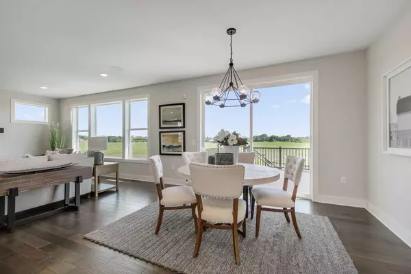 Lake Elmo, MN 55042,10833 38th TRL N
