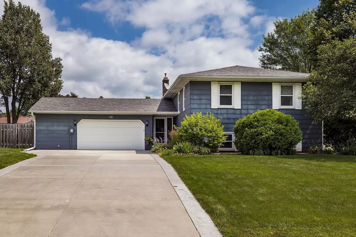 Oakdale, MN 55128,3565 Gresham AVE N