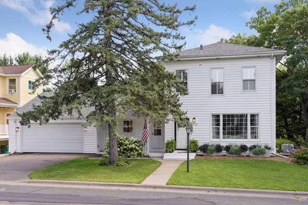 Stillwater, MN 55082,721 Martha ST S