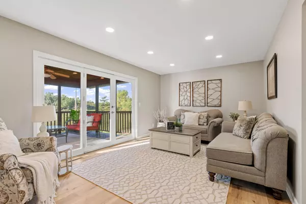 Corcoran, MN 55374,20475 County Road 30