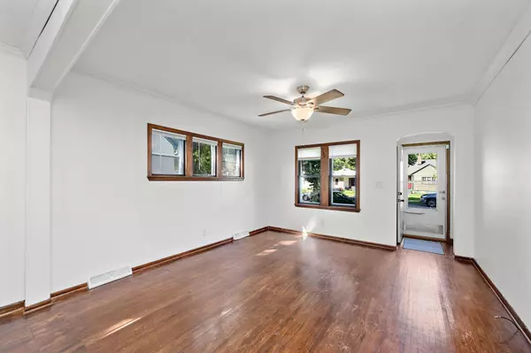 Minneapolis, MN 55412,3418 Queen AVE N