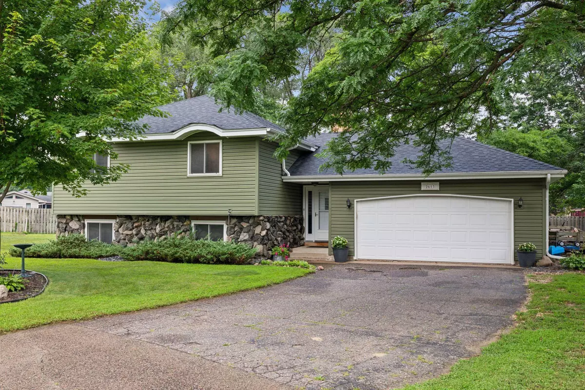 Mounds View, MN 55112,2613 Woodale DR