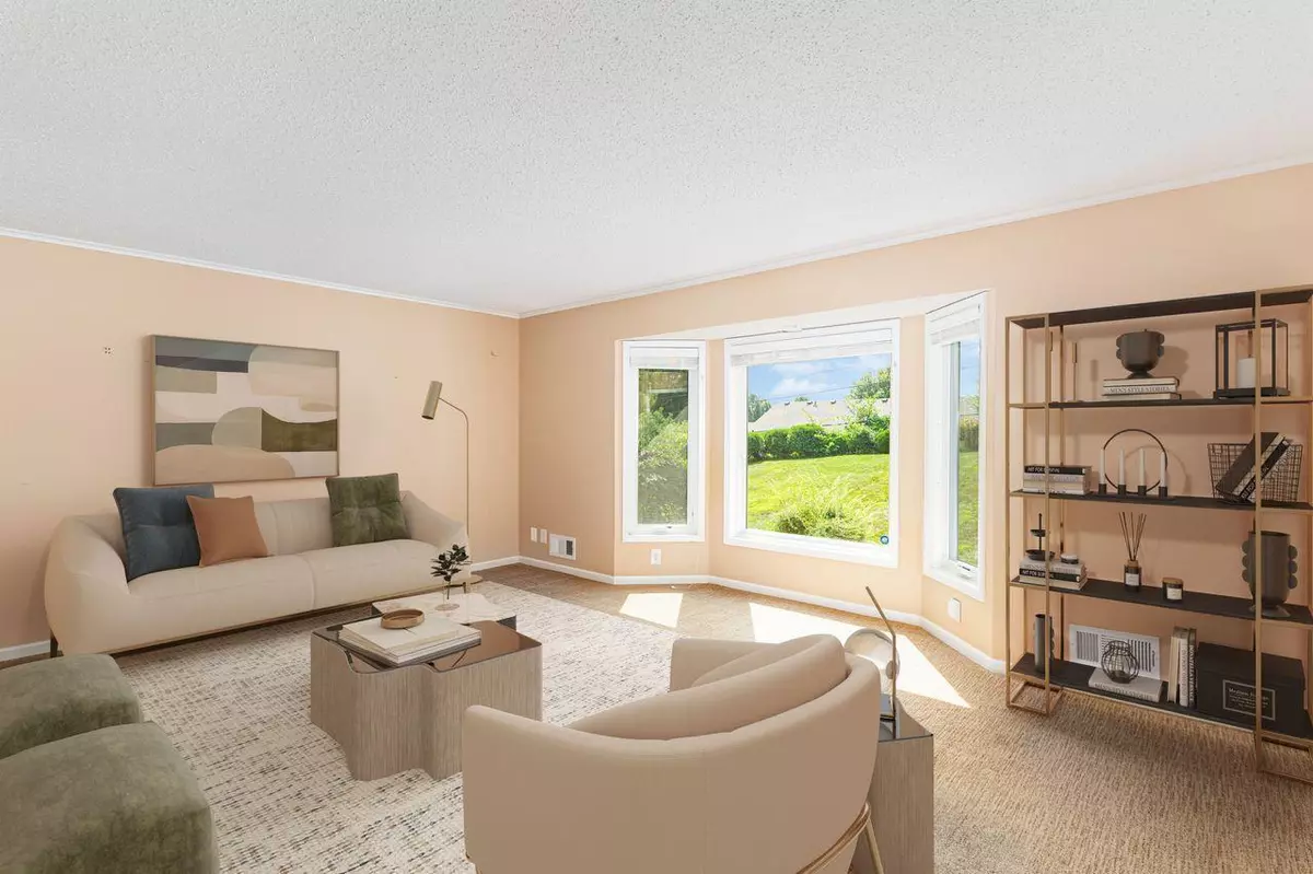 Burnsville, MN 55337,13608 Wellington CRES