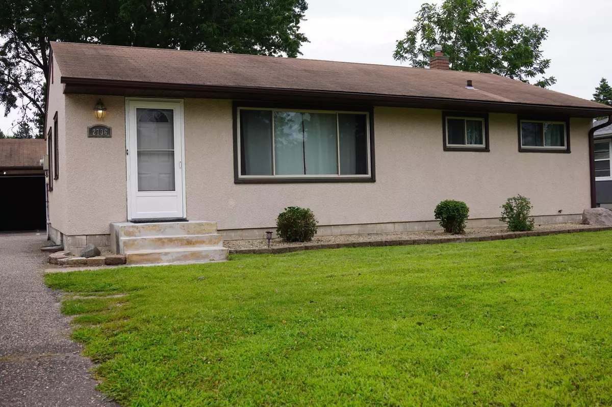 North Saint Paul, MN 55109,2736 Mcknight RD N