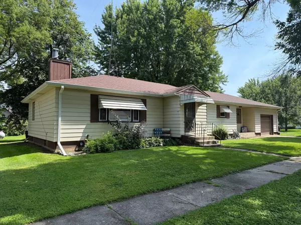 315 Palmer ST N, Alpha, MN 56111