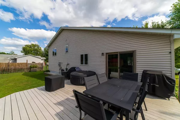 Hinckley, MN 55037,415 1st ST SW