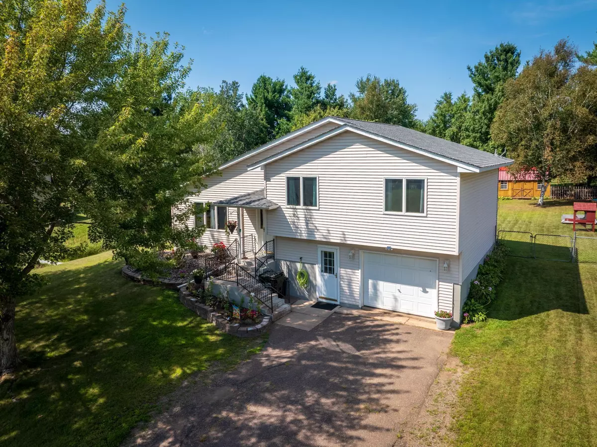 Hinckley, MN 55037,415 1st ST SW