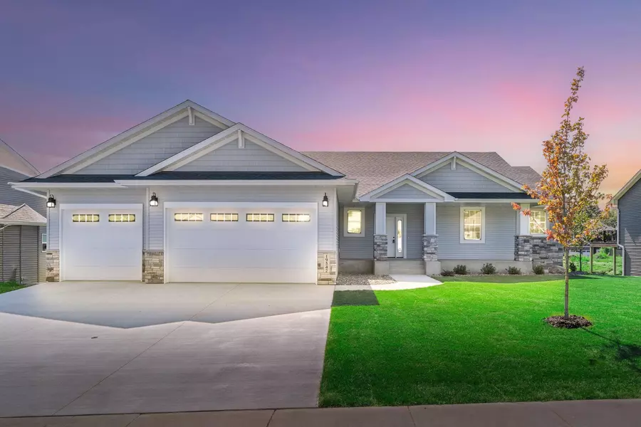 19542 York ST NW, Elk River, MN 55330