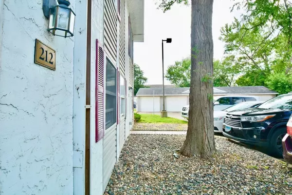 Bloomington, MN 55425,1501 American BLVD E #212